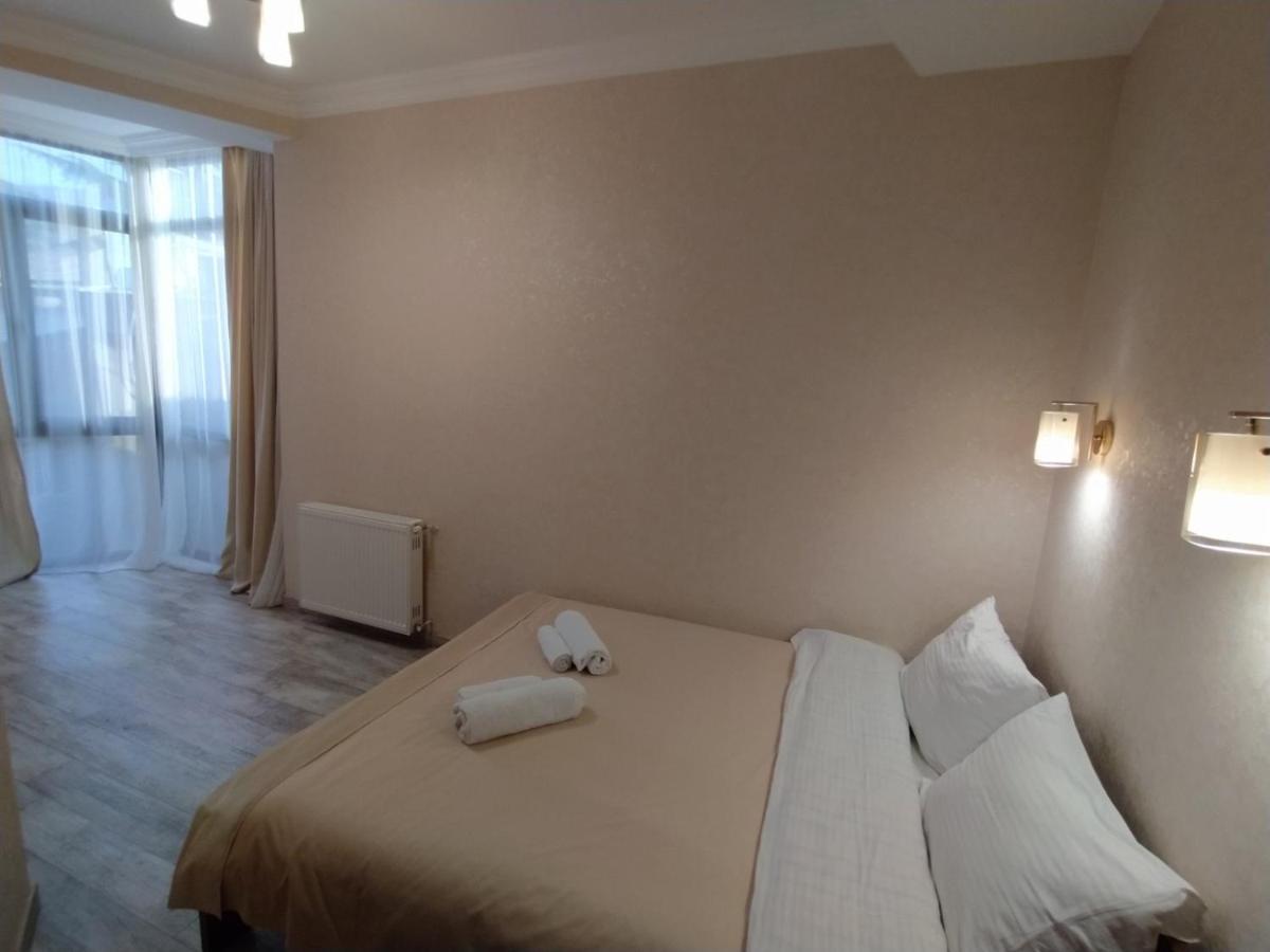 Gogichas Tower Hotel Боржоми Екстериор снимка