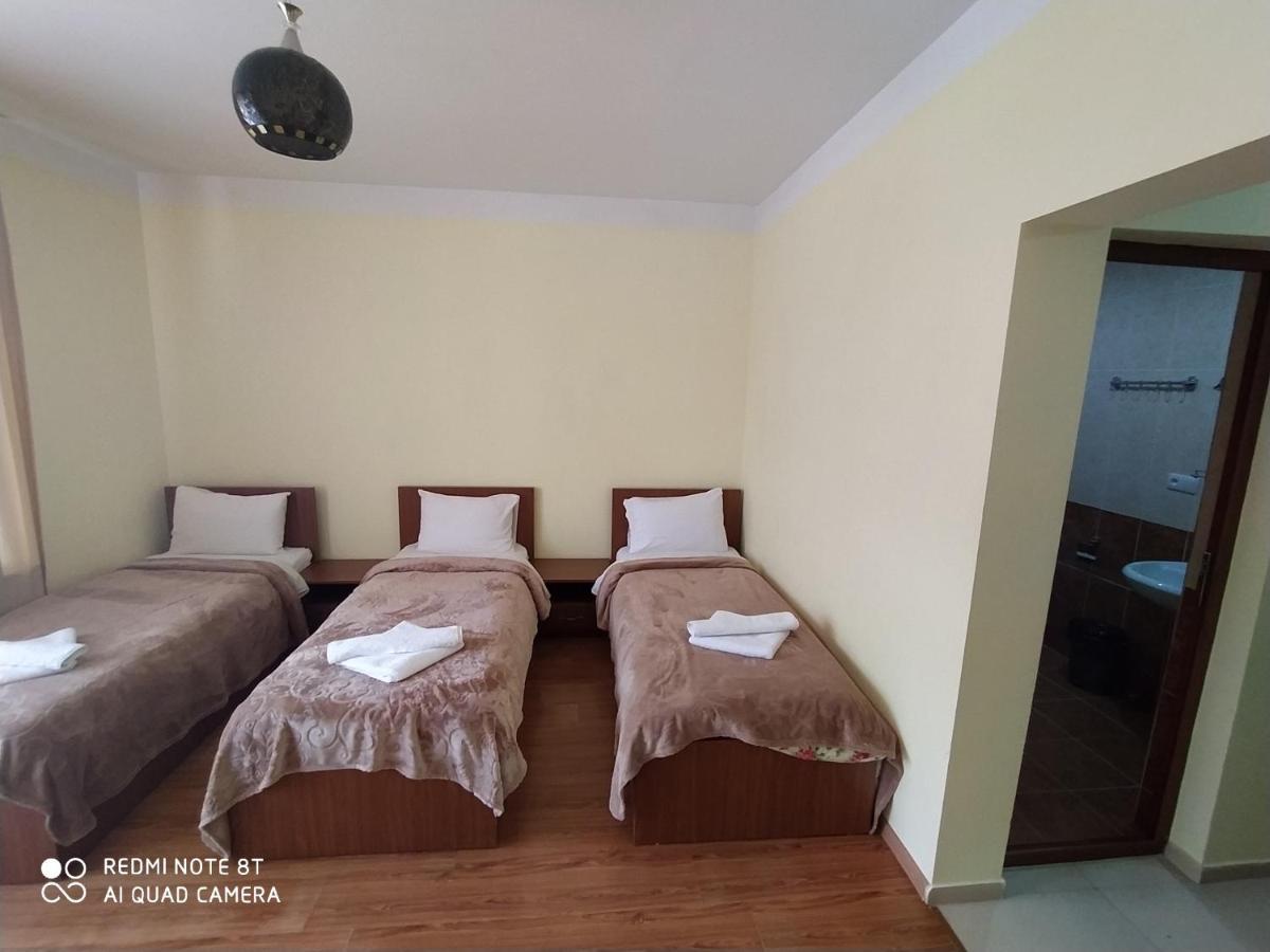 Gogichas Tower Hotel Боржоми Екстериор снимка