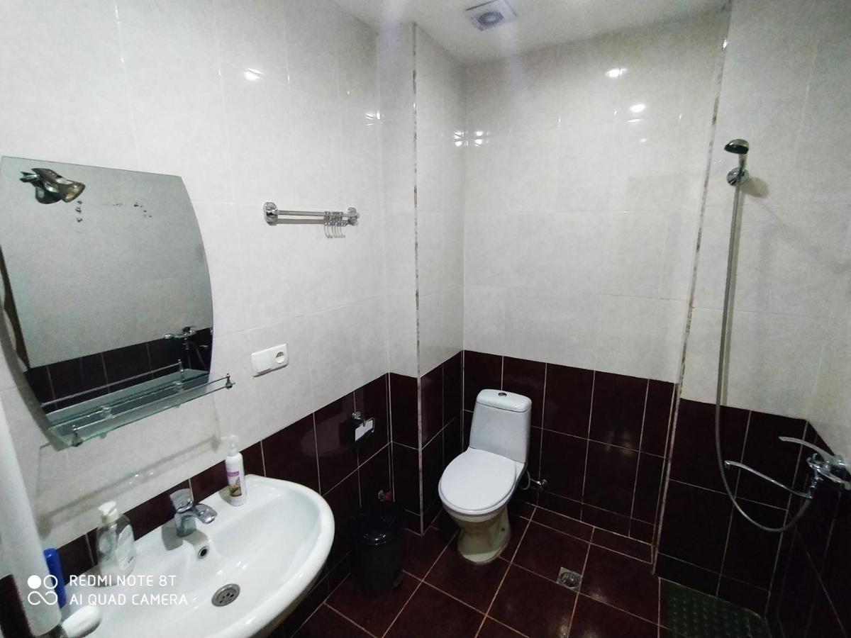 Gogichas Tower Hotel Боржоми Екстериор снимка