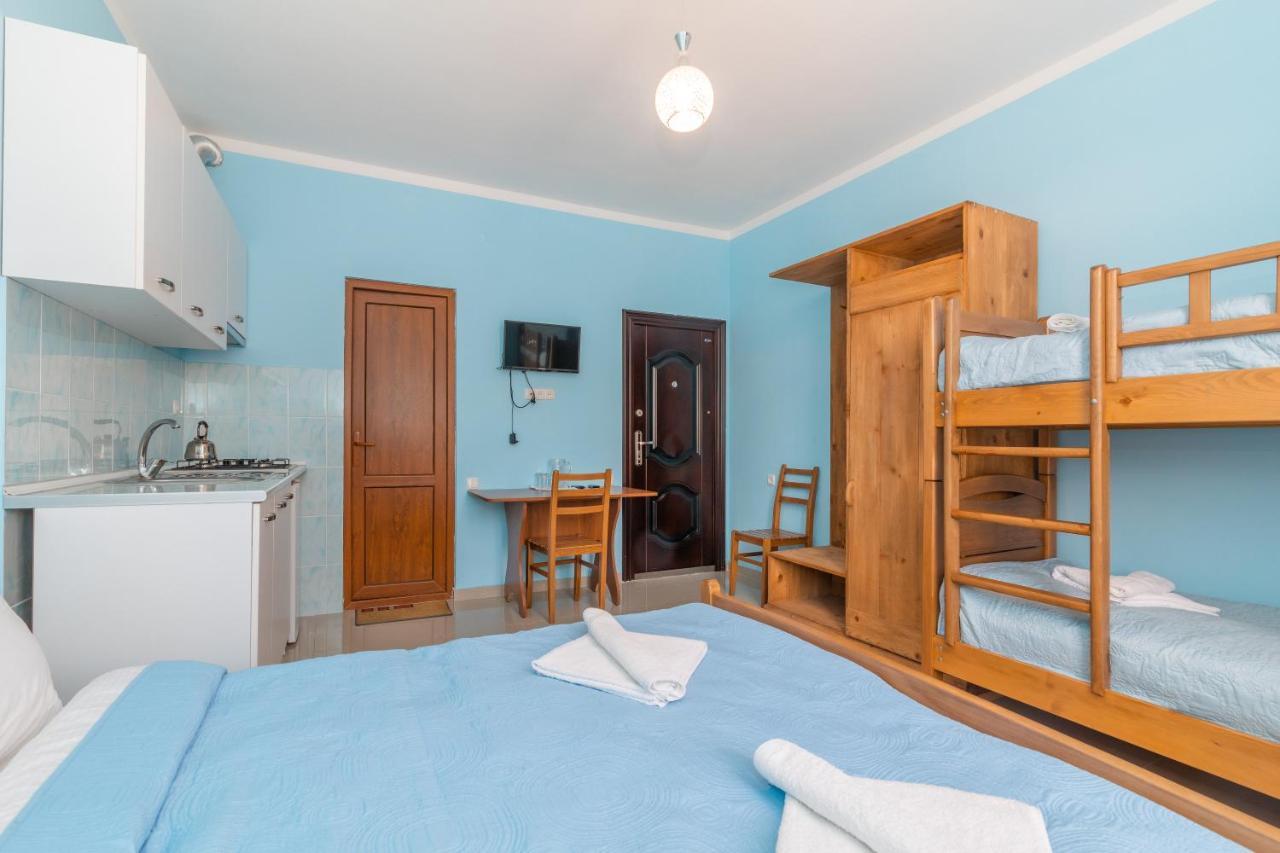 Gogichas Tower Hotel Боржоми Екстериор снимка